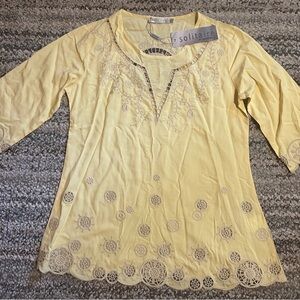 NWT Solitaire by Ravi Khosla Yellow Embroidered Top in Small